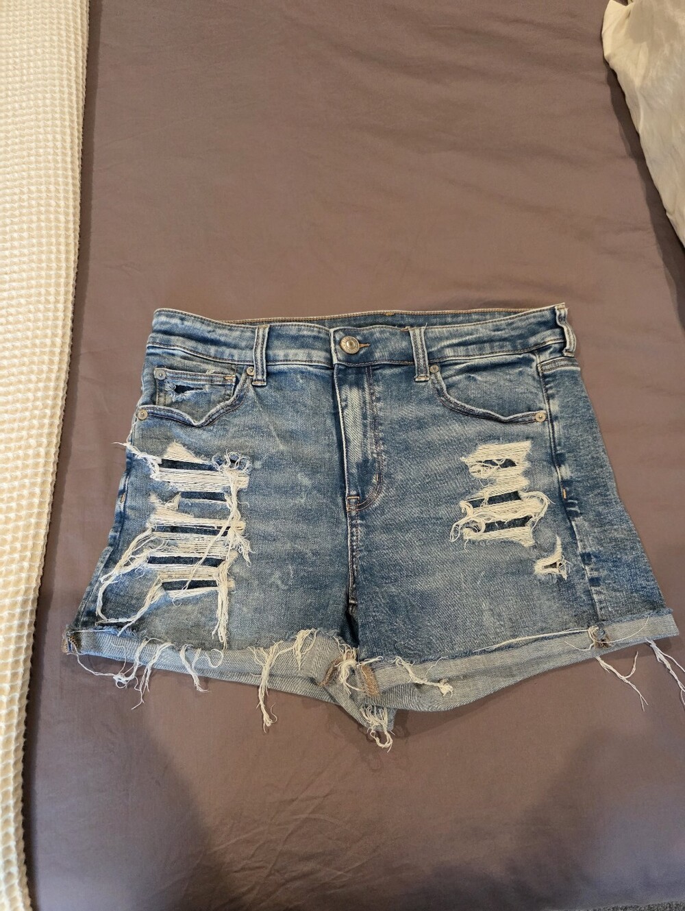 American Eagle Women's Jean Shorts Size 12 Hi-Rise Shortie Next Level Stretch